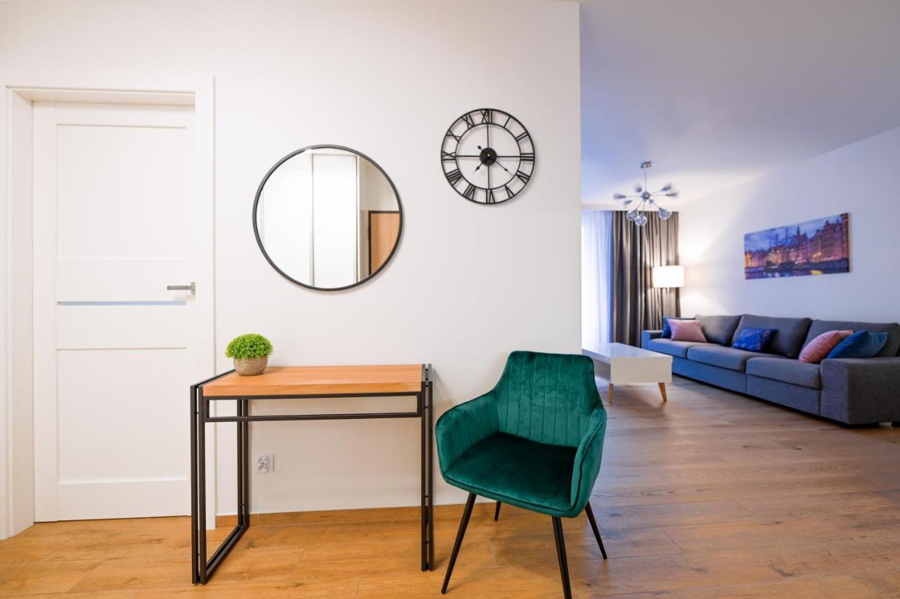Apartamenty Aura 40 Q4Apartments Гданьск Экстерьер фото